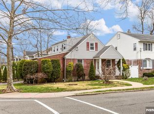 115 Sussex Rd, Bergenfield, NJ 07621