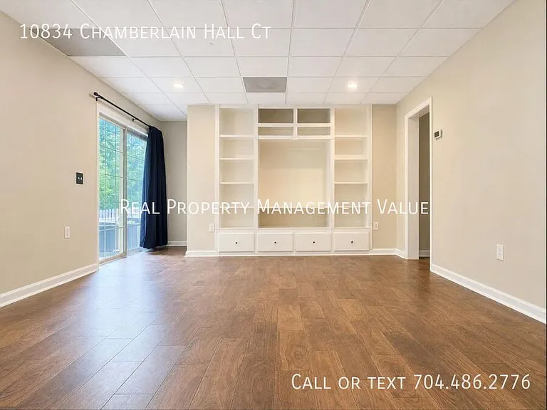 10834 Chamberlain Hall Ct — Photo 26