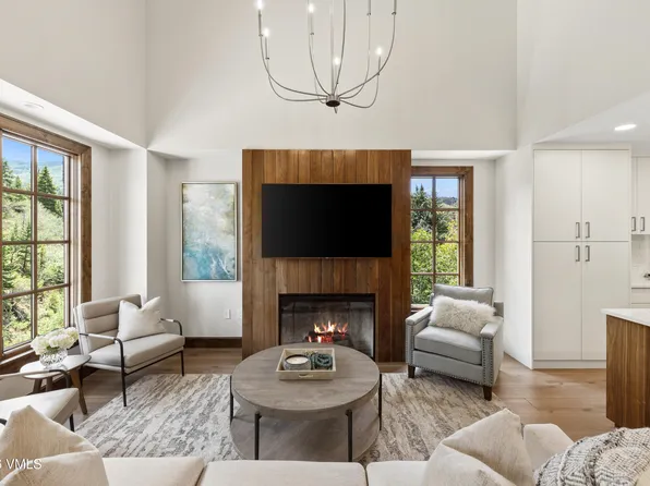 38390 Highway 6 APT 401, Avon, CO 81620