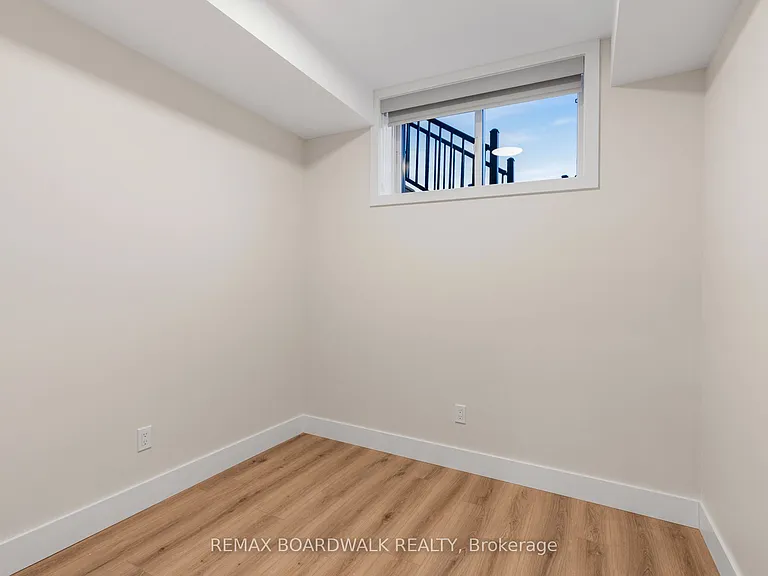 1348 Avenue Q #B — Photo 15