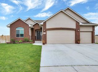 11323 W Wilkinson Ct, Maize, KS 67101