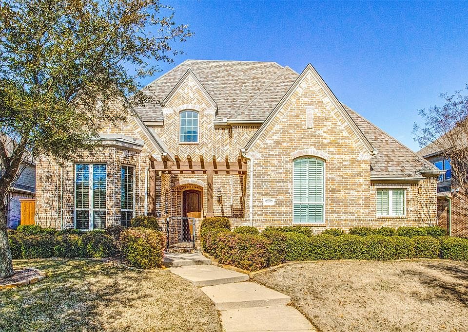 1st image of 13496 Clifton Dr