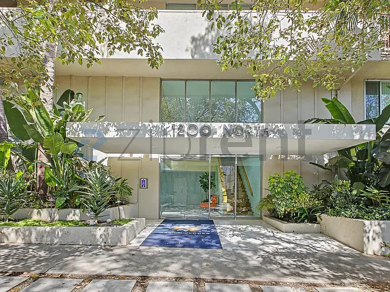 1200 N Flores St #208 — Photo 27