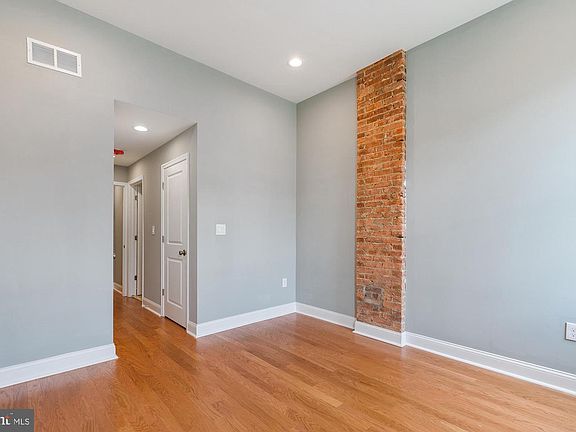 4th image of 1429 Federal St