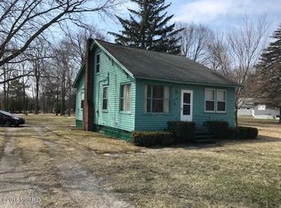 951 Dykstra Rd, Muskegon, MI 49445