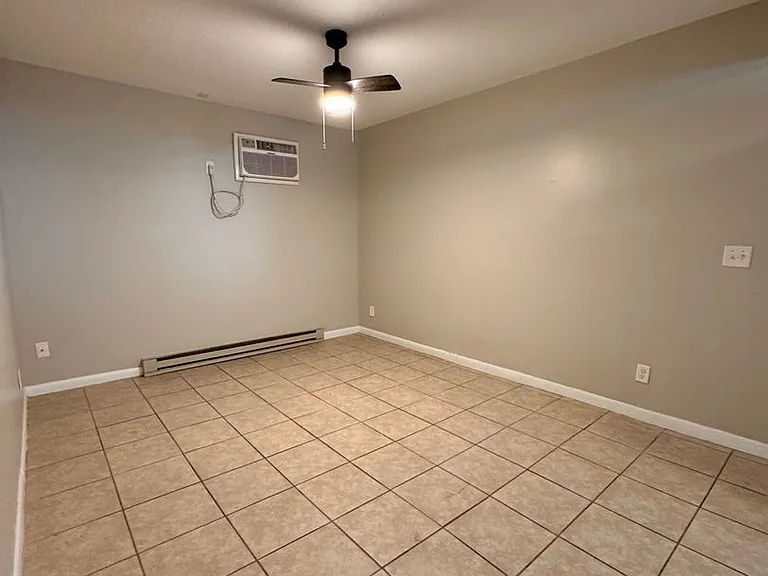 337B Maple Ln — Photo 4
