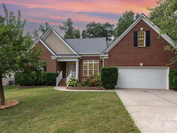 7508 Turkey Trot Dr, Stanley, NC 28164