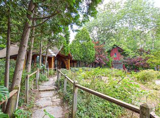 92 State Route 11 Rte W, Chester, VT 05143