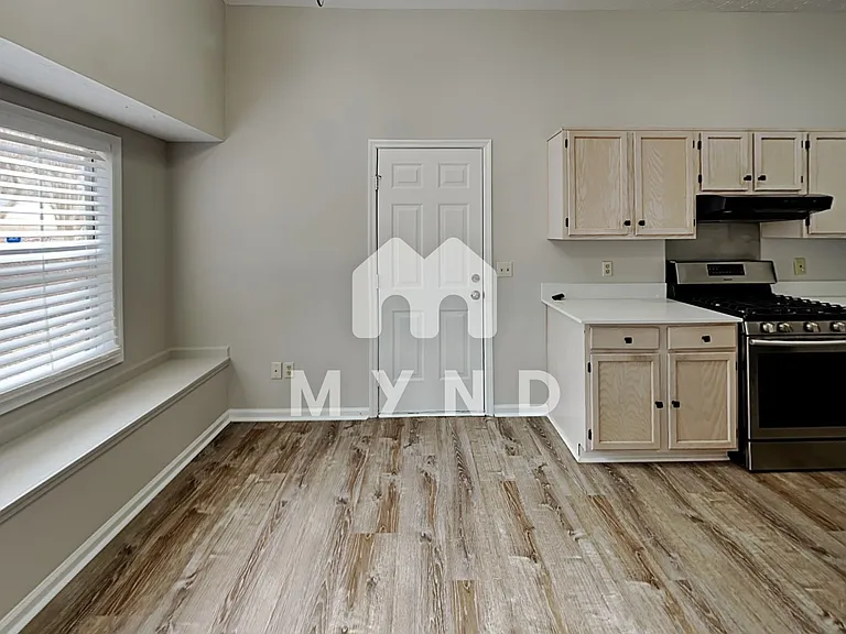 3802 Starlight Trl — Photo 3