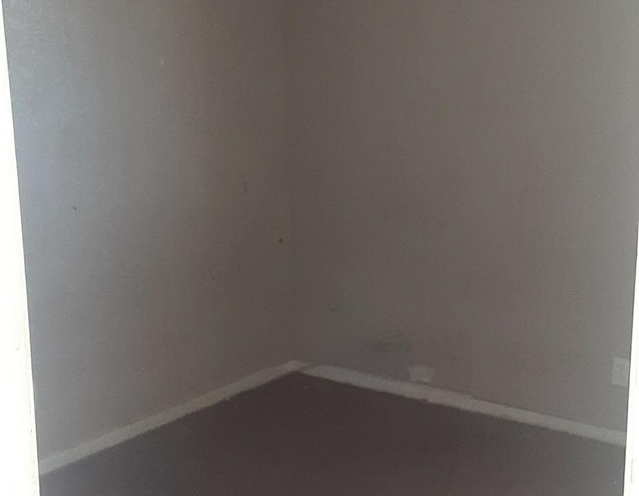 1st image of 22402 Bay Ave
