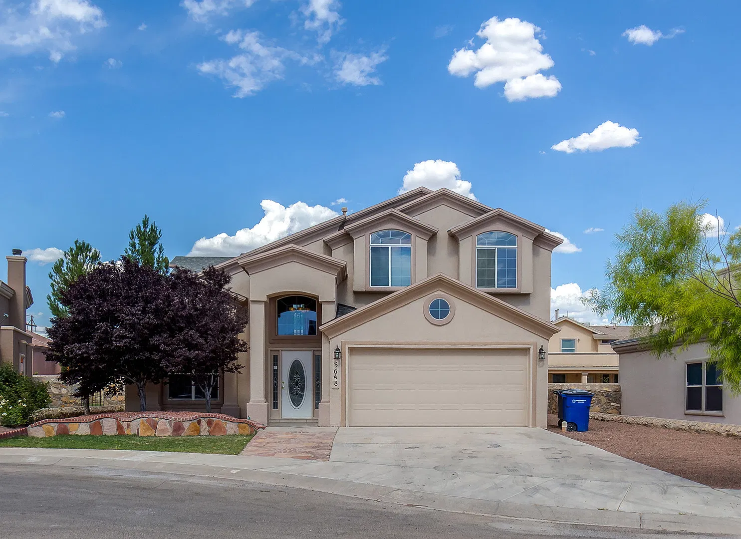 Immaculate Two-Story Home located on the Eastside, with Refrigerated Air, near Ft. Bliss — Photo 2