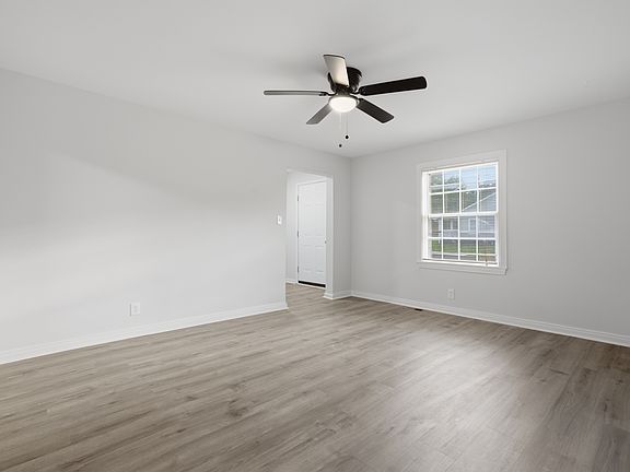 2nd image of 2608 8th Ave SW APT C