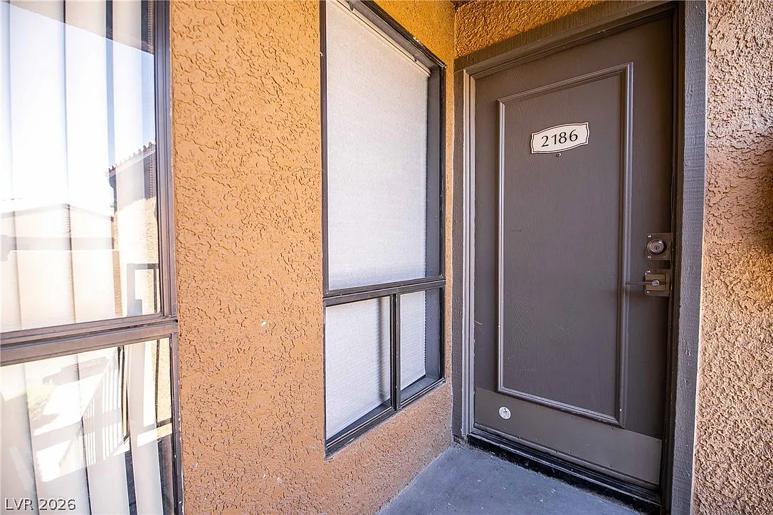 2 bed, 2.0 bath, 1071 sqft, $1,450 — Photo 4