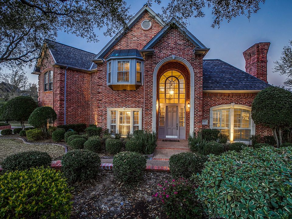 1st image of 2700 Pelican Bay Ct