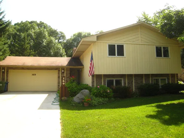 169 14th Ave NW, New Brighton, MN 55112