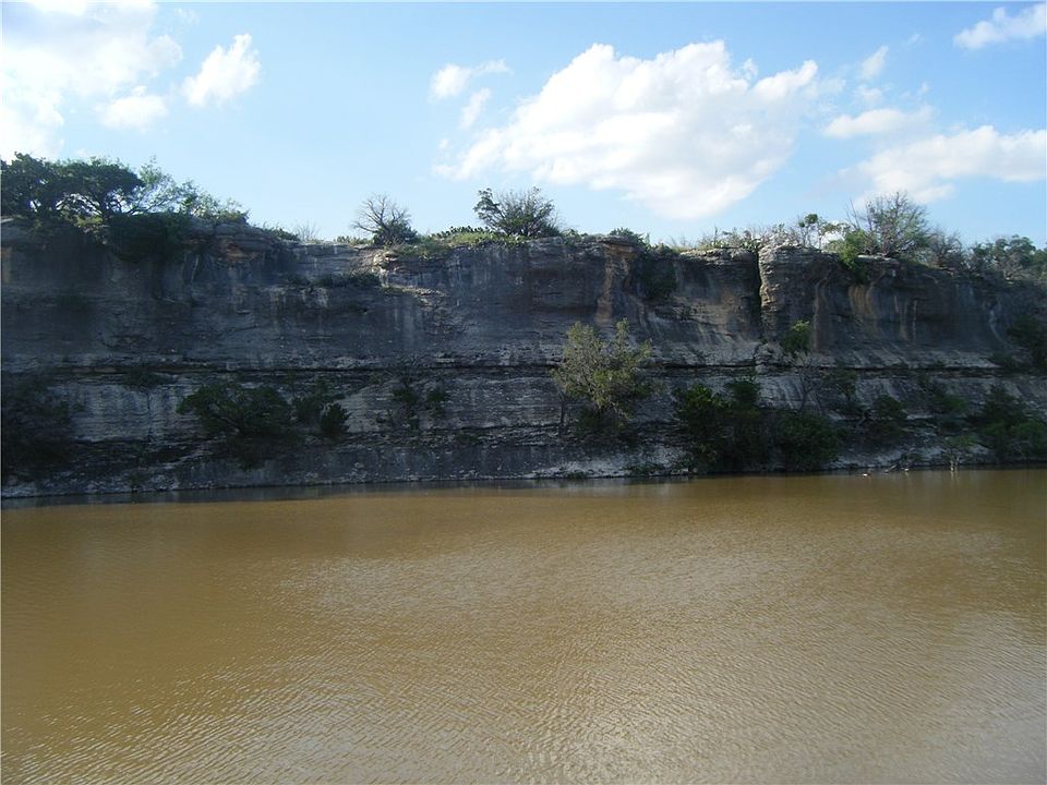 1st image of 1028 Bluff Creek Dr