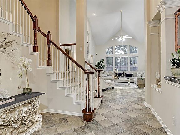 3rd image of 4102 Garden Cove Ct
