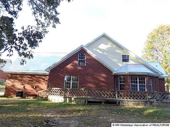 2nd image of 270 Pamela Dr