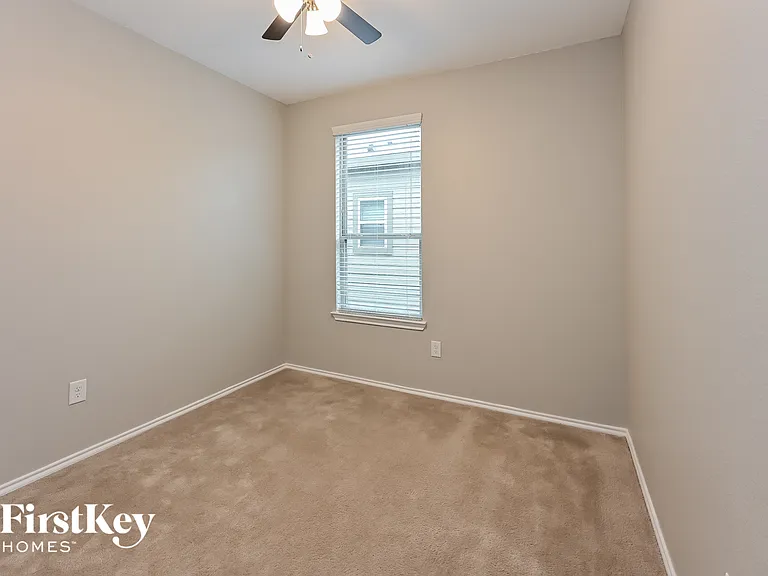 14711 Myrtle Point Dr — Photo 13