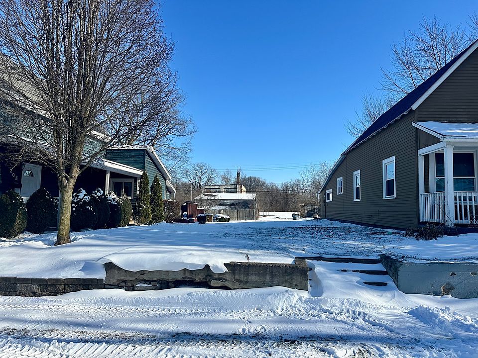 1st image of 0 Delaware St