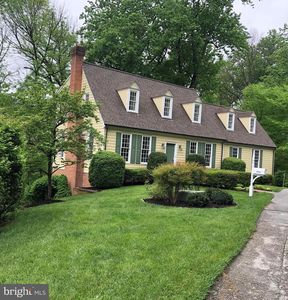 2003 Fairbank Rd, Baltimore, MD, 21209