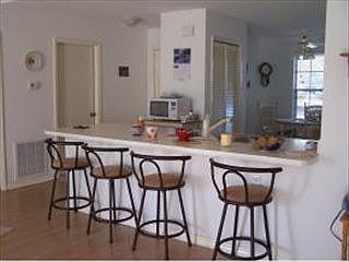 3rd image of 806 E Hillsborough Ct