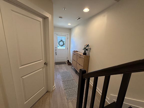 4th image of 1447 Wheyfield Dr