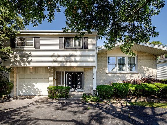 2nd image of 9826 Lauren Ln