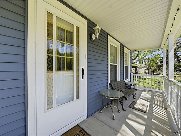 4th image of 6618 Versailles Rd