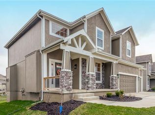 20435 W 107th Pl, Olathe, KS 66061