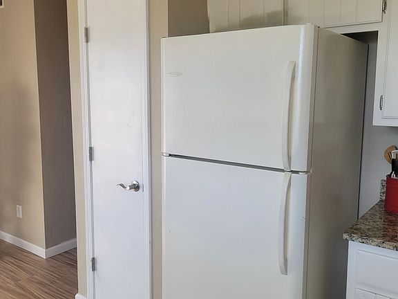 4th image of 12800 Comanche Rd NE
