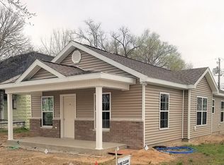 104 N 1st St #104, Vincennes, IN 47591
