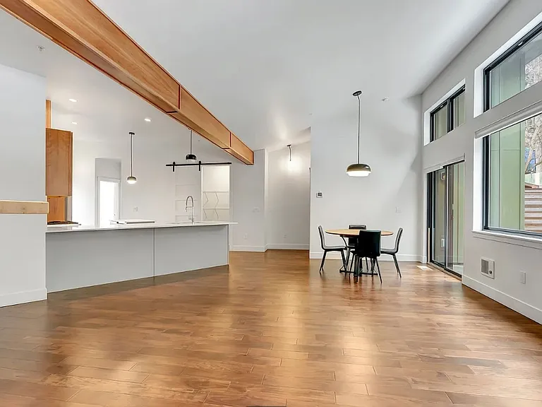 1250 Basecamp Dr #C — Photo 3