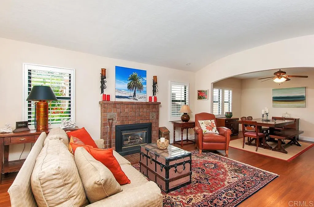 3 bed, 2.5 bath, 1800 sqft, $8,500 — Photo 2