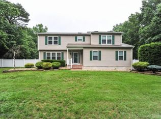 8 Mirta Ct, Jackson, NJ 08527