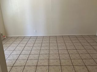 3061 E Washington Ave APT D, Fresno, CA 93701
