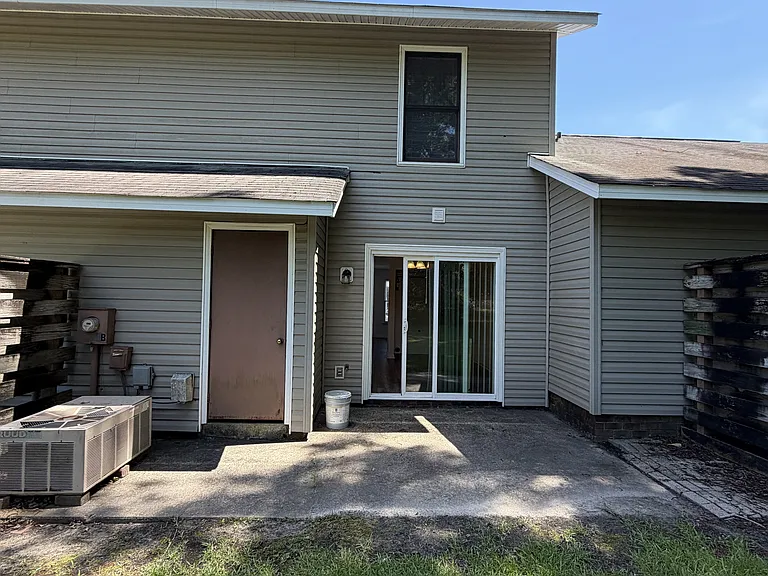 1010 B S Barbeque Rd #B — Photo 12