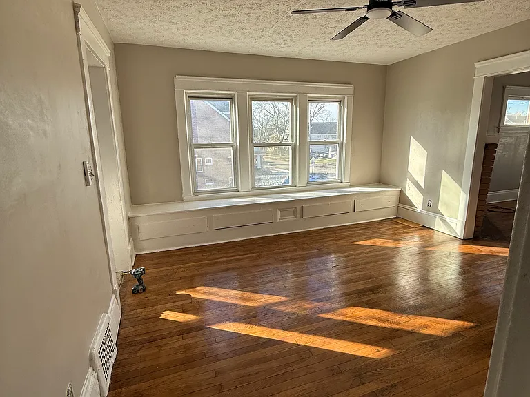 11626 Durant Ave — Photo 3