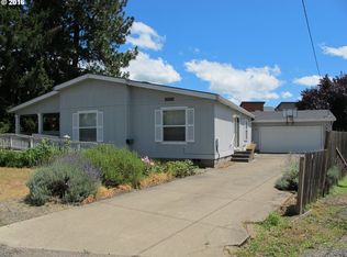 3058 Kinney Loop, Eugene, OR 97408