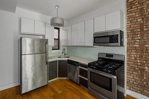 Rented by Brown Harris Stevens | media 6