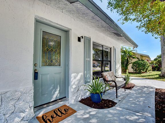 3rd image of 5891 Ithaca Cir W