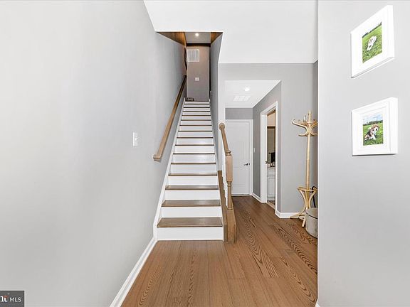 3rd image of 43406 Old Ryan Rd