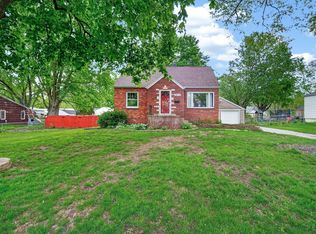 3915 42nd St, Des Moines, IA 50310