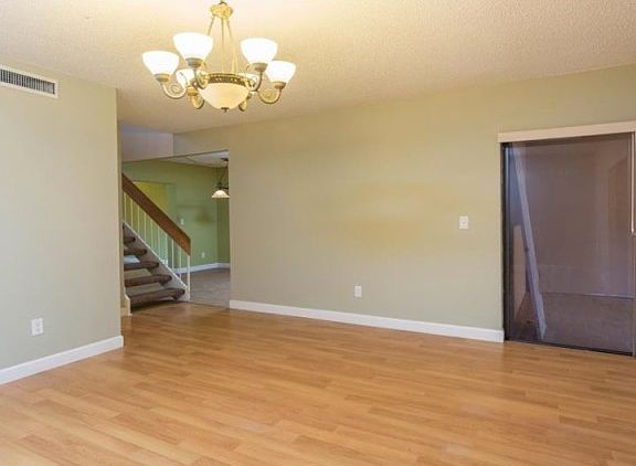 4th image of 10305 Brynwood Ln