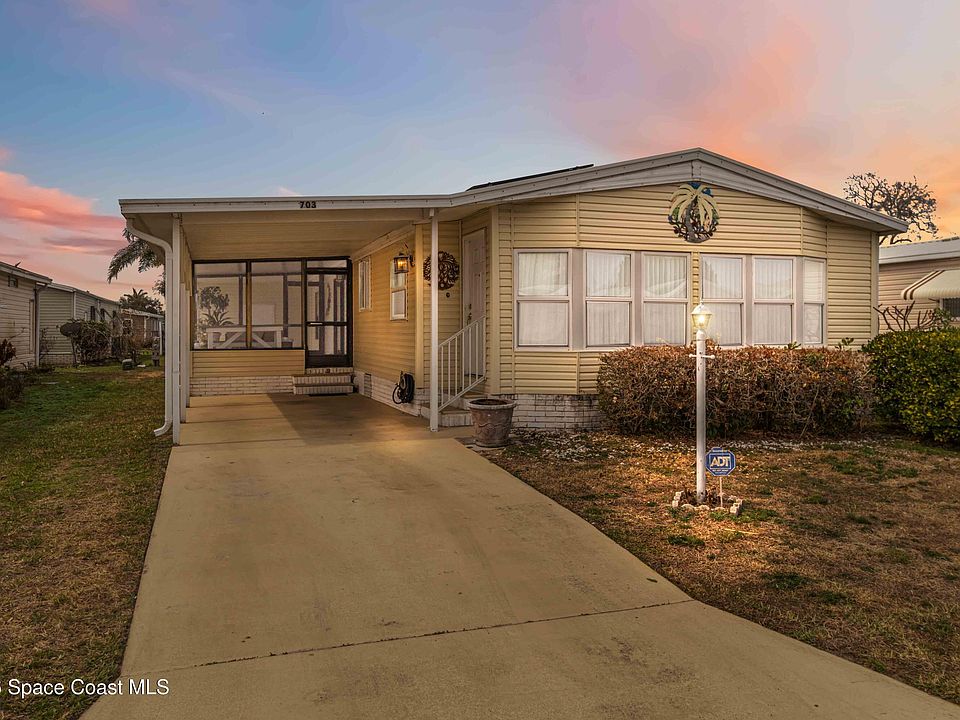 1st image of 703 Amaryllis Dr