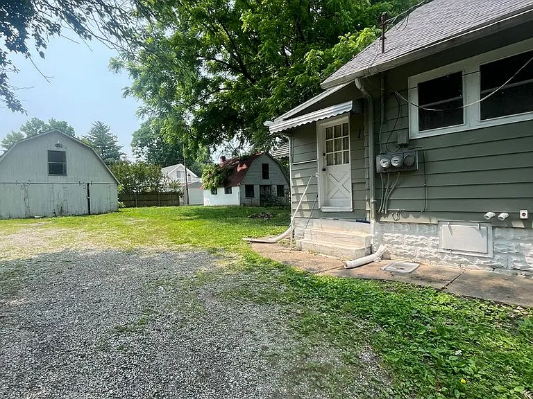 522 W Harrison Ave — Photo 5