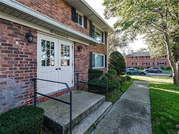 2nd image of 141 Edmunton Dr #19
