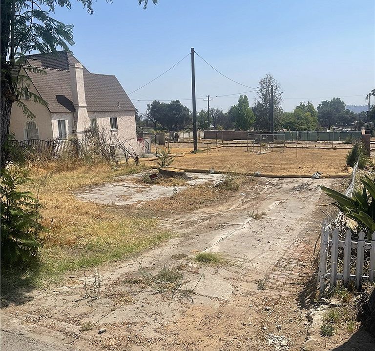 1st image of 318 W Altadena Dr Lot 2