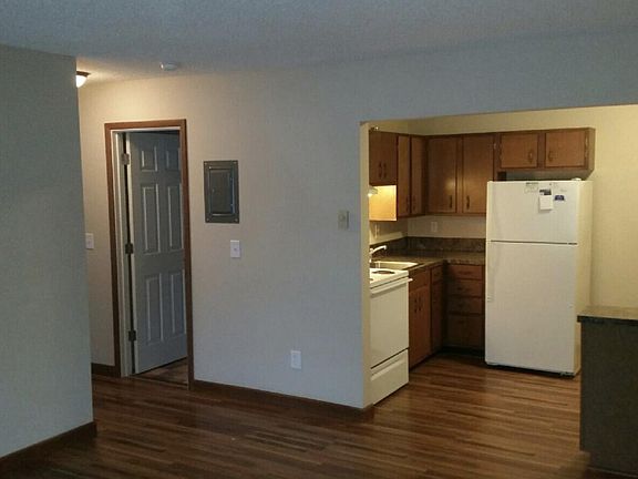 5th image of 504 S 7th St APT 2