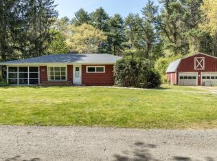 14 Musterfield Ln, Halifax, MA 02338